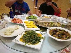 -宾朋海鲜特色美食餐厅·纯手工鲅鱼水饺(兴海路店)