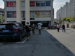 -漕溪路(地铁站)