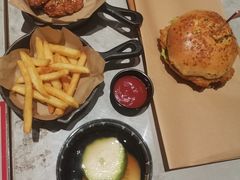 -必胜客(世欧广场店)