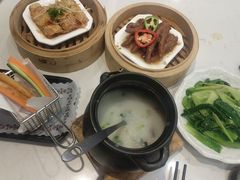 -乜都得港式茶楼(天贵路店)