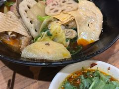 -万记麻辣烫国展总店