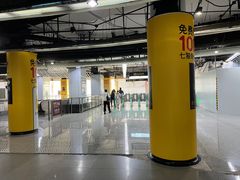 -东方体育中心(地铁站)