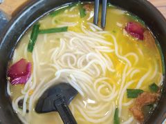 -桥香园过桥米线(国贸店)