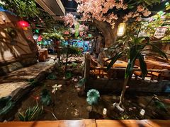 -城墙拐拐火锅(三峡广场黑金冠店)