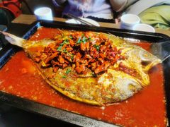 -夯鱼烤鱼·尔滨地标美食(国展店)