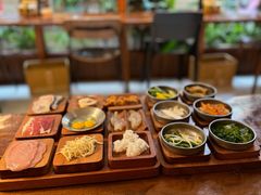 -银米·云南传统过桥米线(双廊黑金冠店)