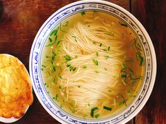 枫镇白汤面底-同得兴 Since·1995 传统苏式面馆(嘉馀坊店)