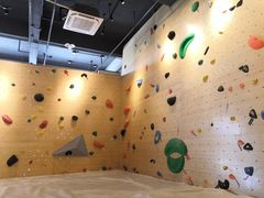 -Upper Climbing Gym 攀岩(华侨城店)