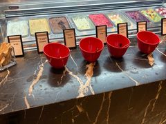 -广州万富希尔顿酒店·感趣自助餐厅·金秋蟹宴生蚝海鲜刺身