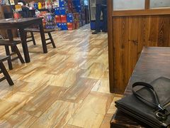 -亮亮烧烤(积玉桥总店)