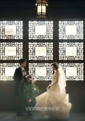 -雪中彩影婚纱摄影·微光艺术中心