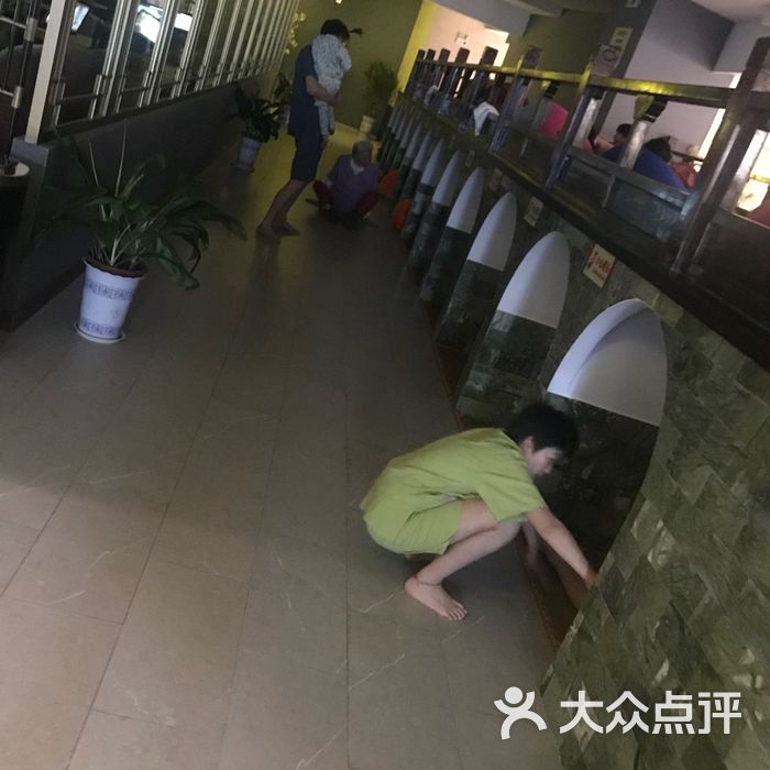 纽斯汤泉