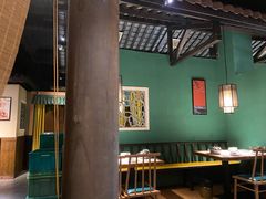 大堂-小凤庭·地道湖北菜武昌鱼·藕汤(38年黄鹤楼店)