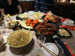 -巴厘龙虾·榜首油焖大虾(音乐学院·沿江酒馆店)