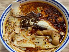 -陈仓老街美食天地