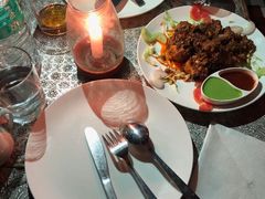 -Lake Shore Hotel & Restaurant