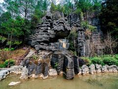 -梭布垭石林景区