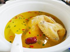 -七的湖·晚芳亭·阳澄湖农家菜·大闸蟹(莲花岛店)