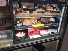 面包甜点陈列柜-DQ·蛋糕·冰淇淋(万象城店)