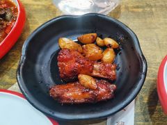蜜汁鸡翅-老闵田螺馆·南昌特色小炒(梦时代店)