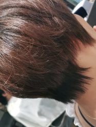 -首脑美发沙龙