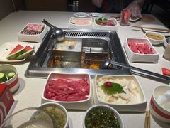 -海底捞火锅鲜切牛肉主题店(长寿路店)