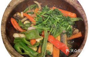 Stir-fried Eel with Sauce