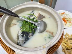 -天乐农家鱼头王(天目湖店)
