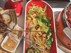 -路边边地标烧烤·川菜·小龙虾·音乐酒馆(良乡长虹店)