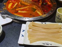 -大龙辣火锅·龙虾·烧烤(湖滨新天地店)