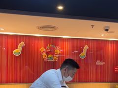 -海底捞火锅(威高广场店)