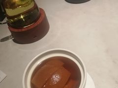 贝母炖雪梨-柴门头啖汤·经典川菜·慢火汤品(锦城万达店)