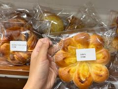 -雀食面包店(钟楼店)