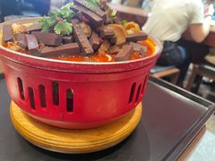 -顺溜·手工刀削面·黑金店(铜锣湾店)