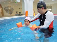 -龙格亲子游泳·水育早教运动中心(龙湾天街店)