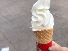-蜜雪冰城(曼哈顿十字路口店)