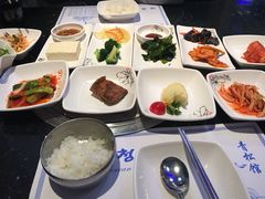 -青松馆韩国料理(香港中路佳世客店)