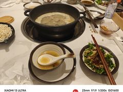 -汤宴·参须肚包鸡(南京路店)