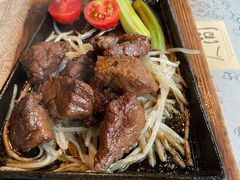 -穹六人间 people 6(岳阳路店)