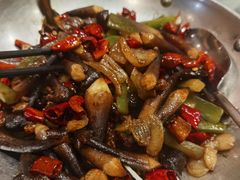 -辛香味烧鱼馆·非遗技艺·排骨红烧肉(光谷医药园店)
