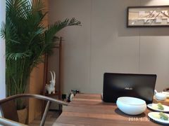 -梅间堂茶馆(绿地缤纷城店)