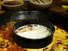 牛油鸳鸯锅-舒家大院重庆老火锅(纪念塔店)