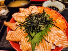 三文鱼亲子丼-黑门食堂