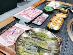 -何发发和牛烧肉·鳗鱼榴莲放题自助(乐峰广场店)