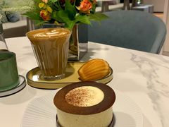 -潮一不贰·法式甜品·生日蛋糕·西式简餐(外滩店)