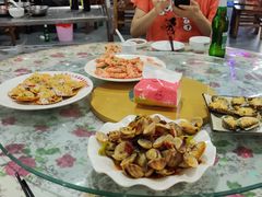 -三亚新鸿港水果一级批发市场