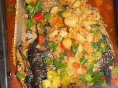 -里岛烤鱼(东港凯虹广场店)