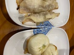 网红牛肉锅贴-张小文胡辣汤(龙柏新村店)