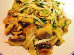 -灶丰年间(定安路店)