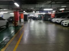 -吾悦广场·停车场